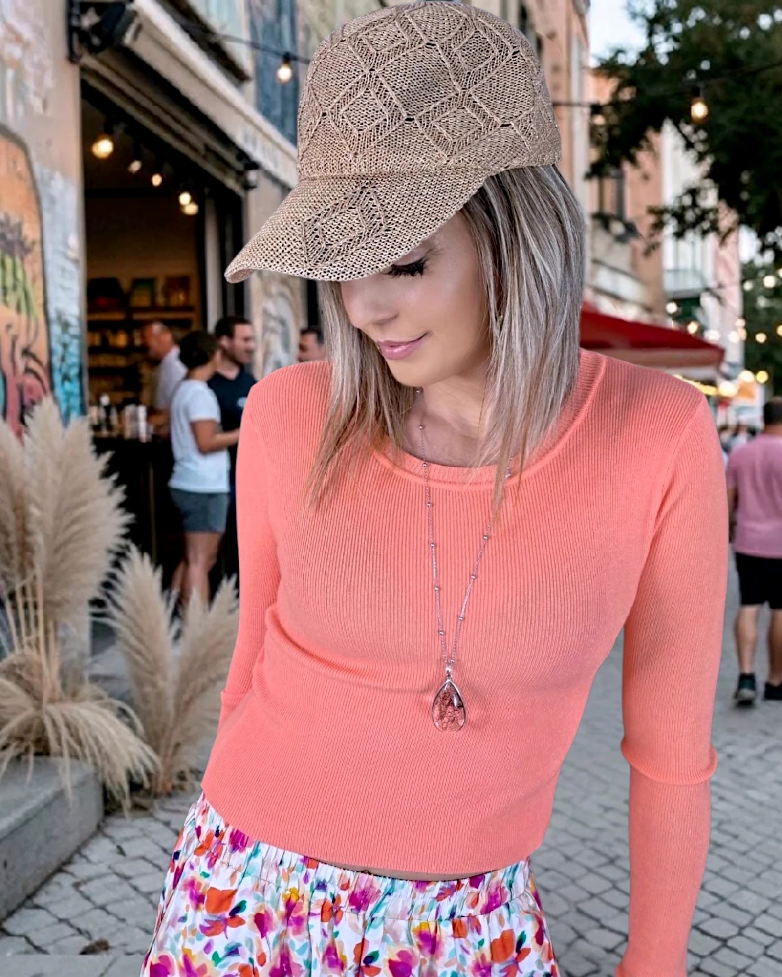 Pull corail clair à maille fine côtelée - 𝐌𝐚𝐫𝐢𝐧𝐚𝟒𝟒𝐟𝐚𝐦𝐢𝐥𝐲
