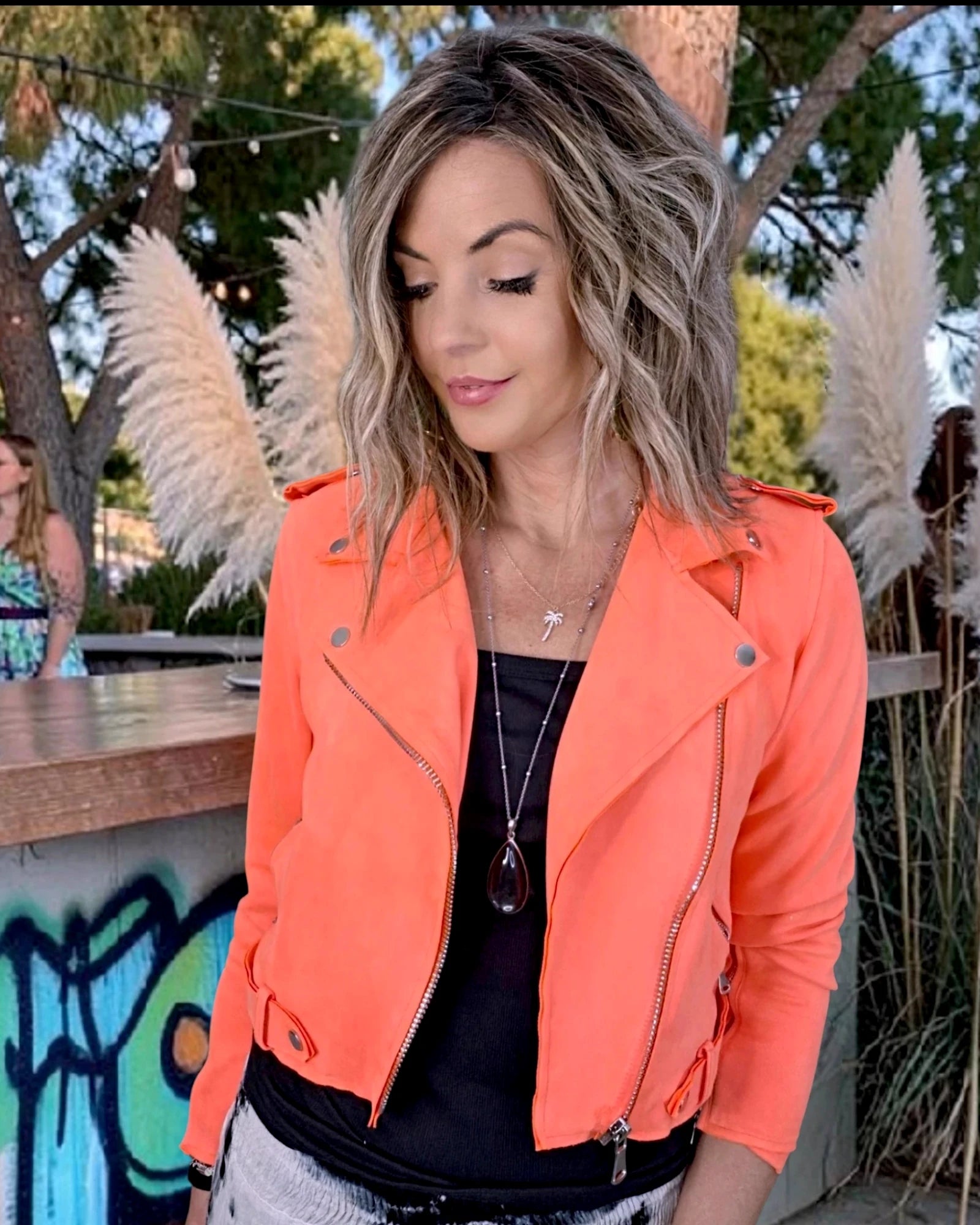 Perfecto orange fluo en suédine - 𝐌𝐚𝐫𝐢𝐧𝐚𝟒𝟒𝐟𝐚𝐦𝐢𝐥𝐲