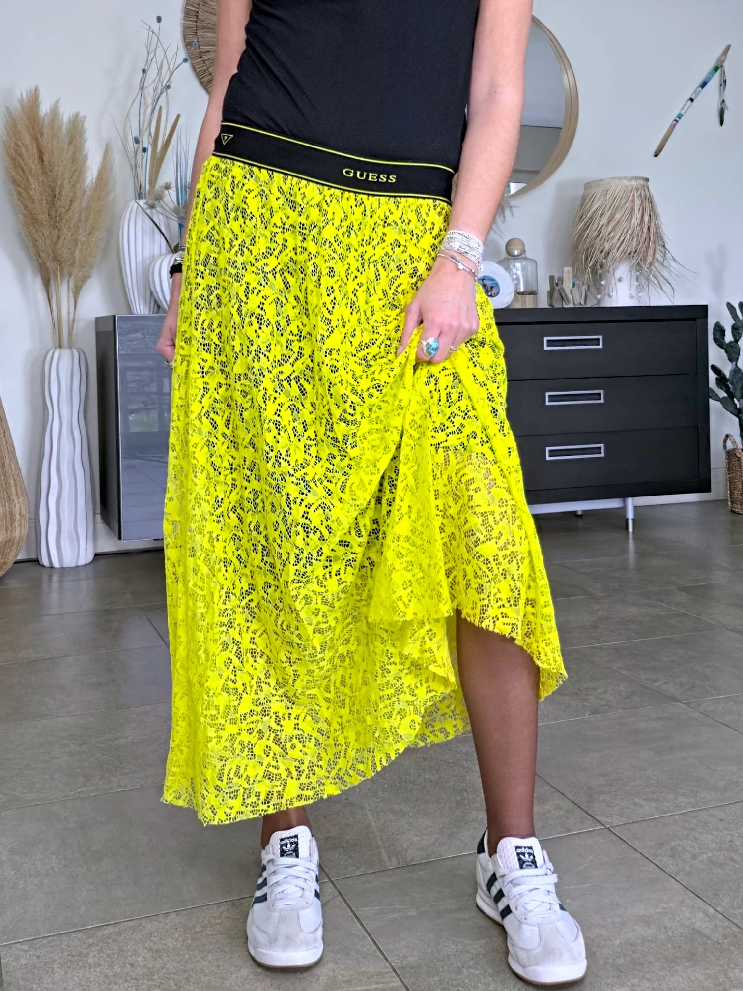 Jupe jaune en dentelle - 𝐌𝐚𝐫𝐢𝐧𝐚𝟒𝟒𝐟𝐚𝐦𝐢𝐥𝐲