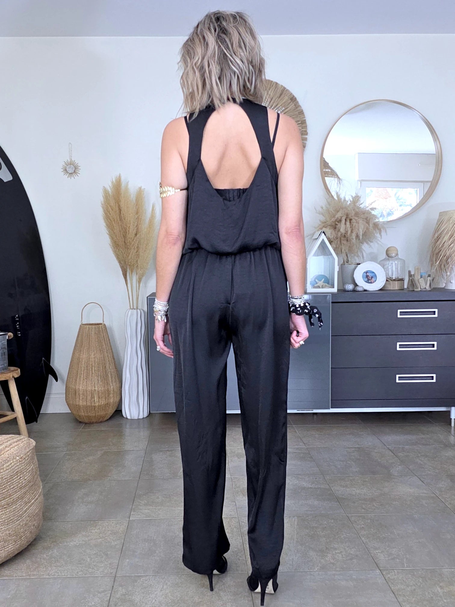 Combinaison chic noire - 𝐌𝐚𝐫𝐢𝐧𝐚𝟒𝟒𝐟𝐚𝐦𝐢𝐥𝐲