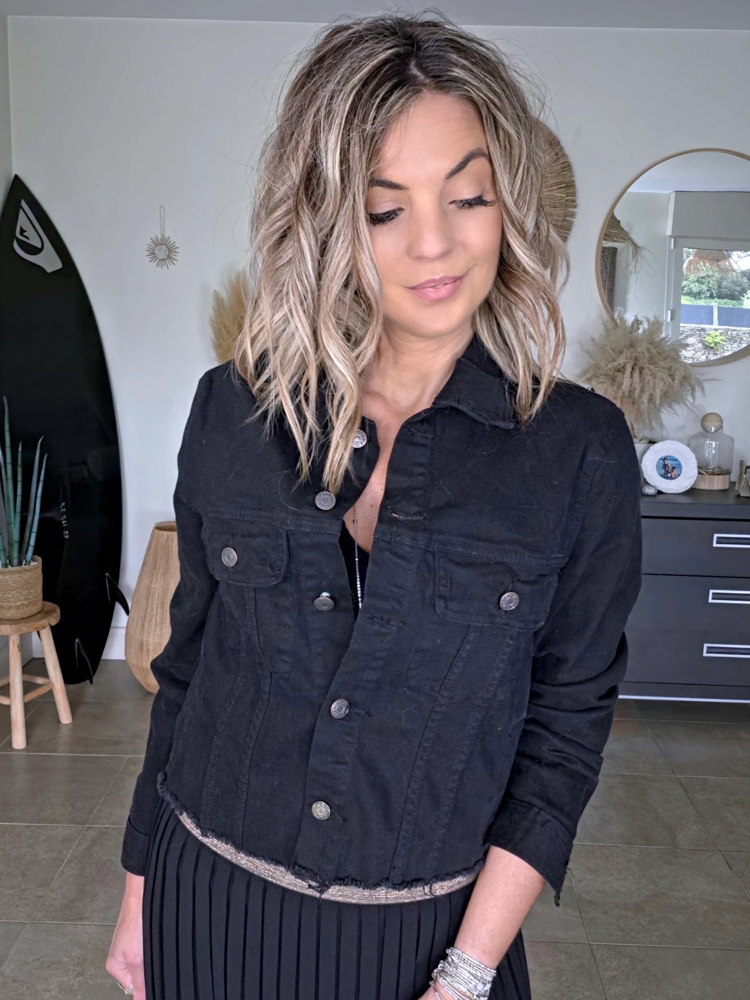 Veste noire en jean - 𝐌𝐚𝐫𝐢𝐧𝐚𝟒𝟒𝐟𝐚𝐦𝐢𝐥𝐲