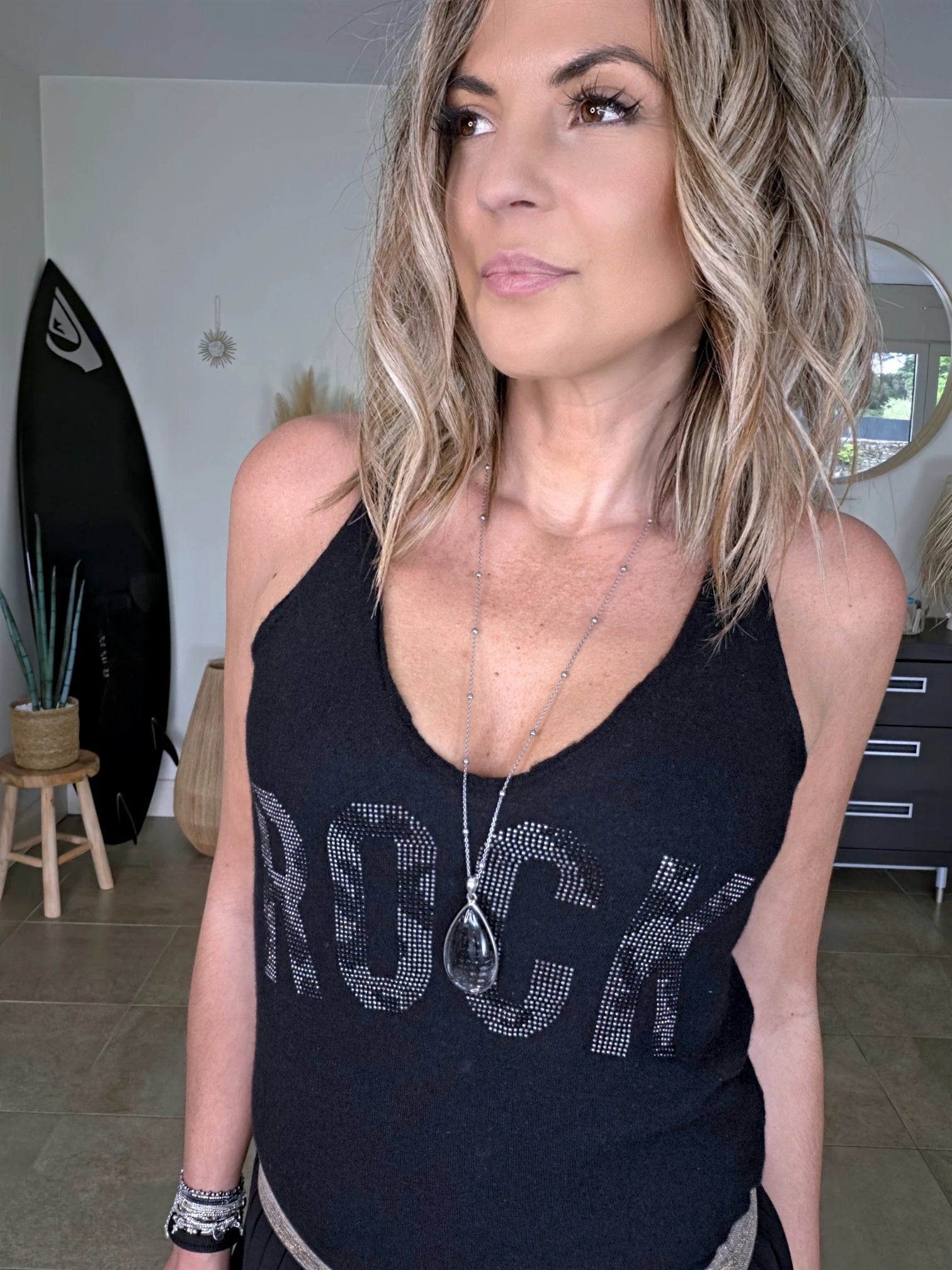 Débardeur noir en maille "rock" - 𝐌𝐚𝐫𝐢𝐧𝐚𝟒𝟒𝐟𝐚𝐦𝐢𝐥𝐲