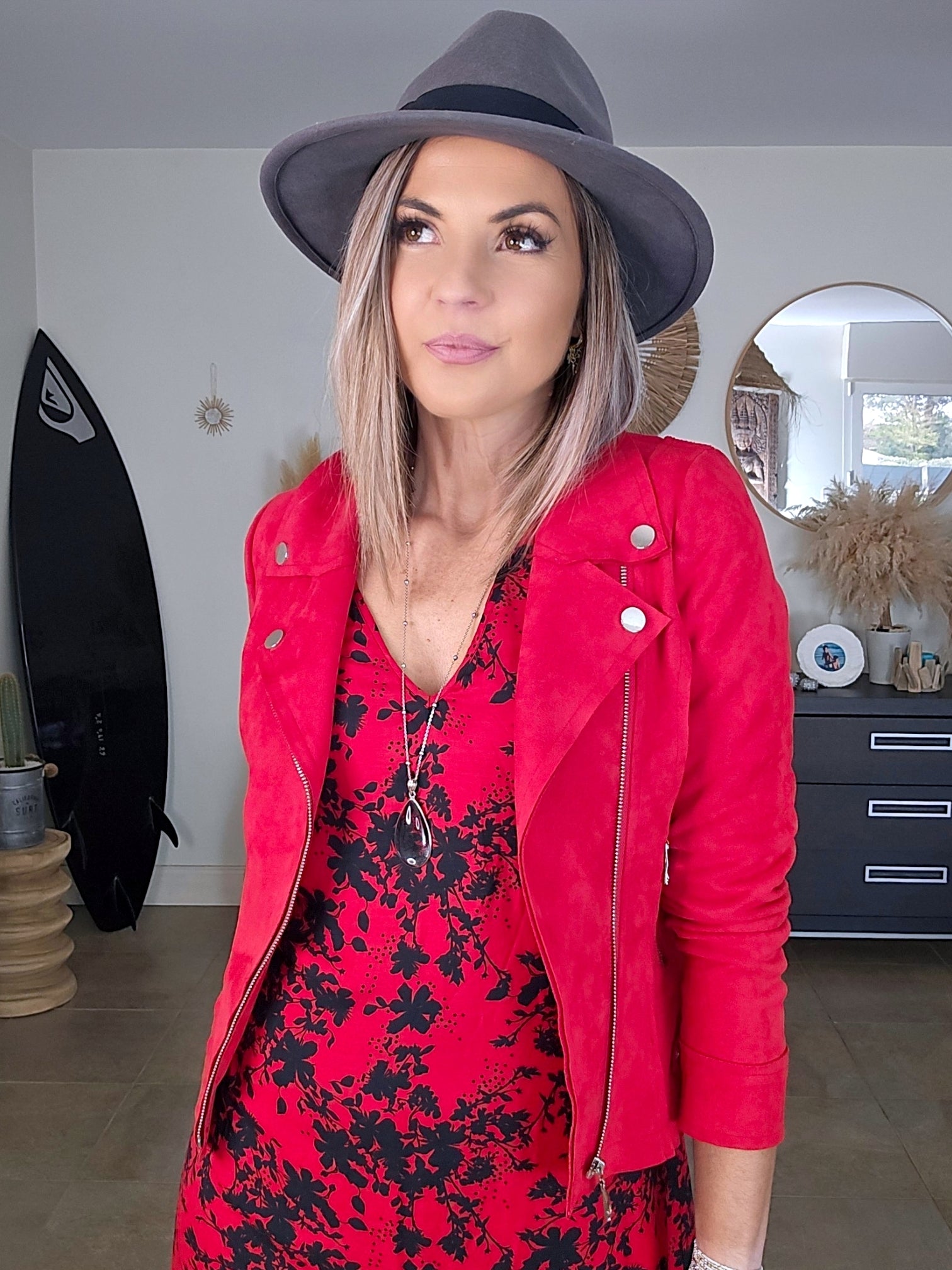 Perfecto suédine rouge vif - 𝐌𝐚𝐫𝐢𝐧𝐚𝟒𝟒𝐟𝐚𝐦𝐢𝐥𝐲