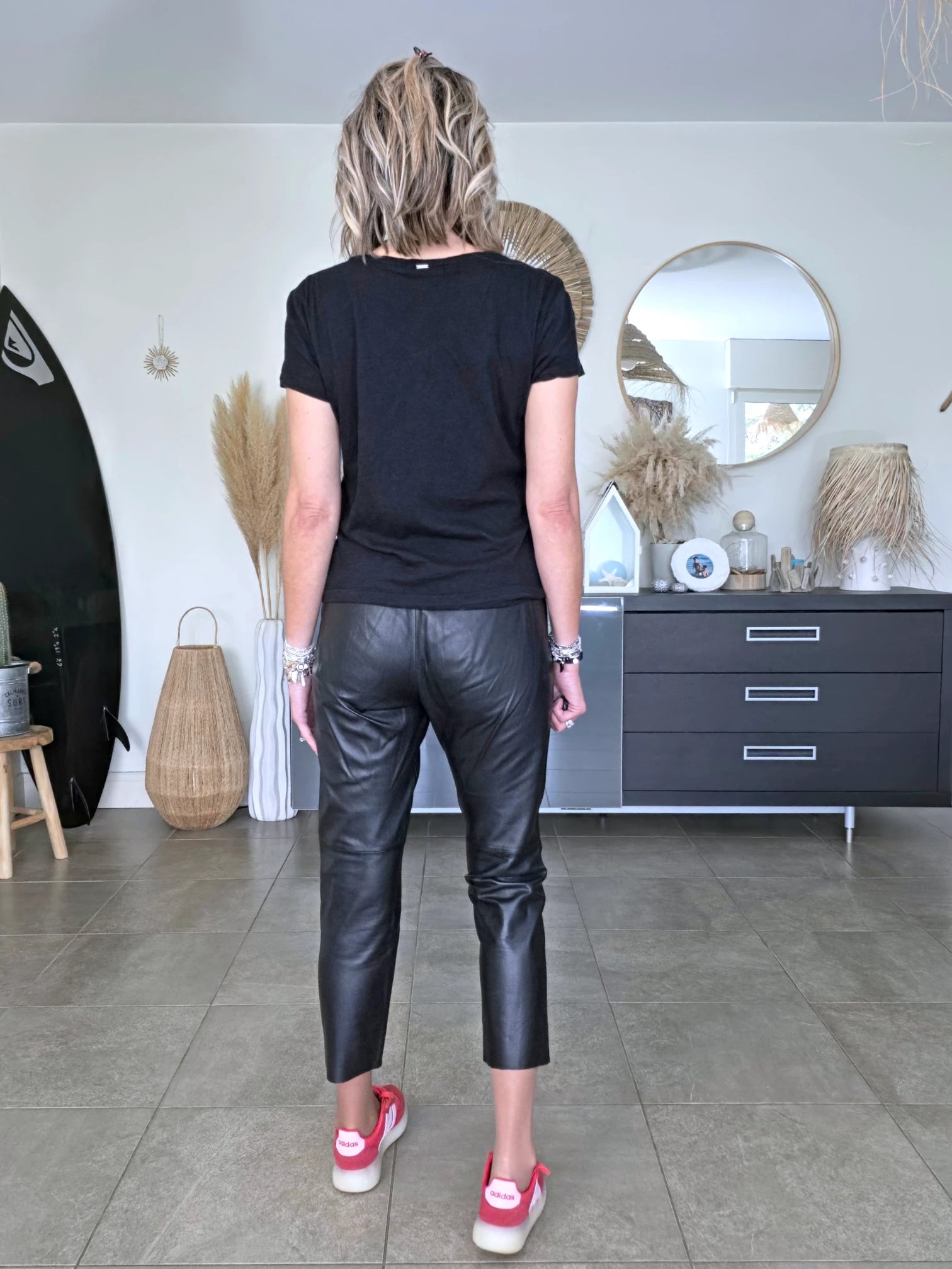 Jeeging noir 100% cuir - 𝐌𝐚𝐫𝐢𝐧𝐚𝟒𝟒𝐟𝐚𝐦𝐢𝐥𝐲