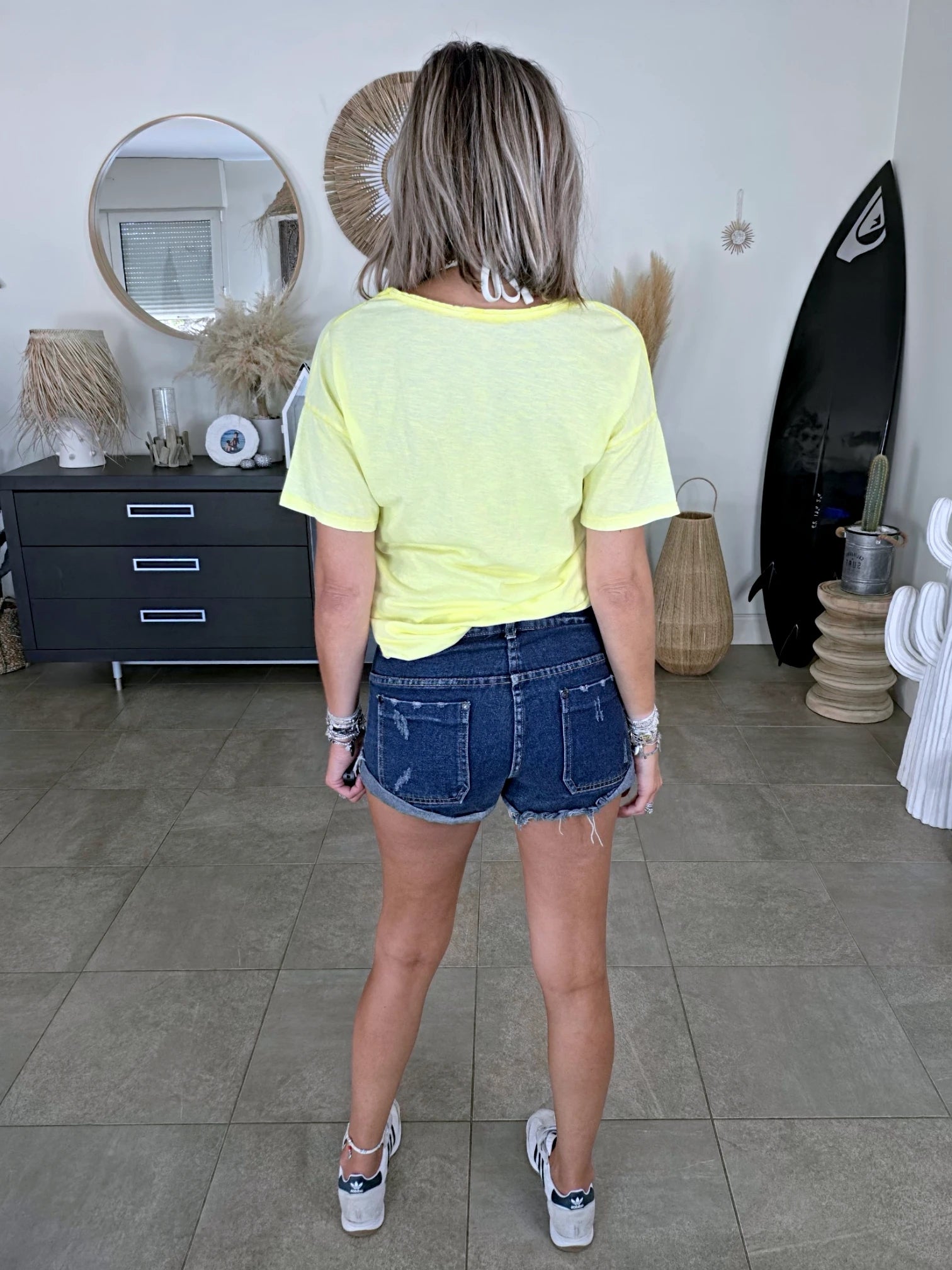 Short en jean bleu foncé