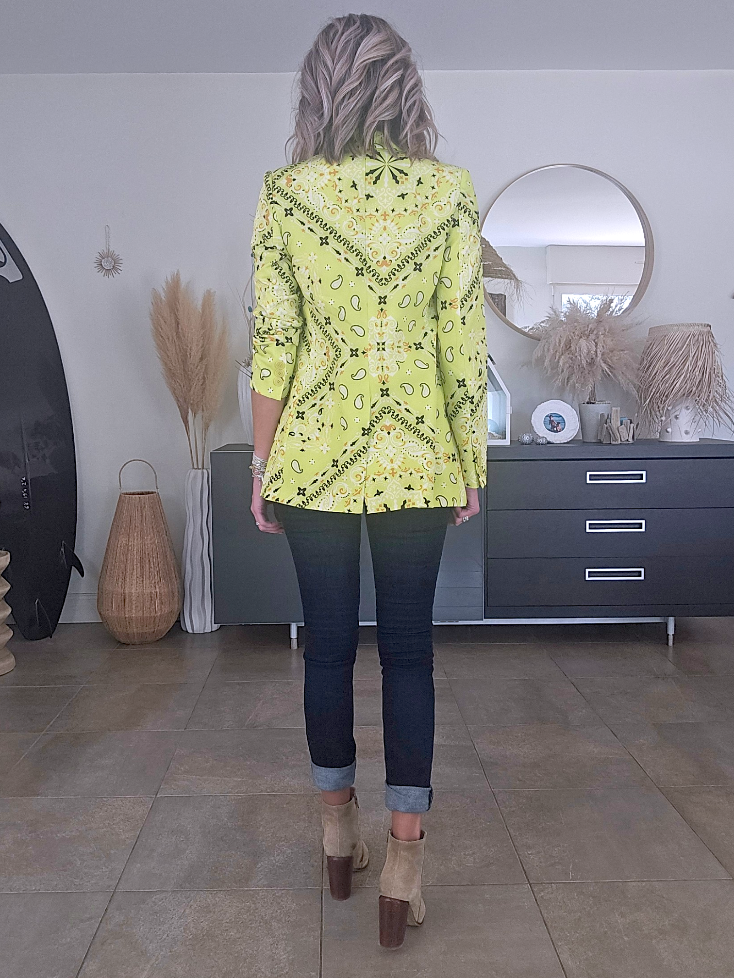 Jean brut demi-curves - 𝐌𝐚𝐫𝐢𝐧𝐚𝟒𝟒𝐟𝐚𝐦𝐢𝐥𝐲