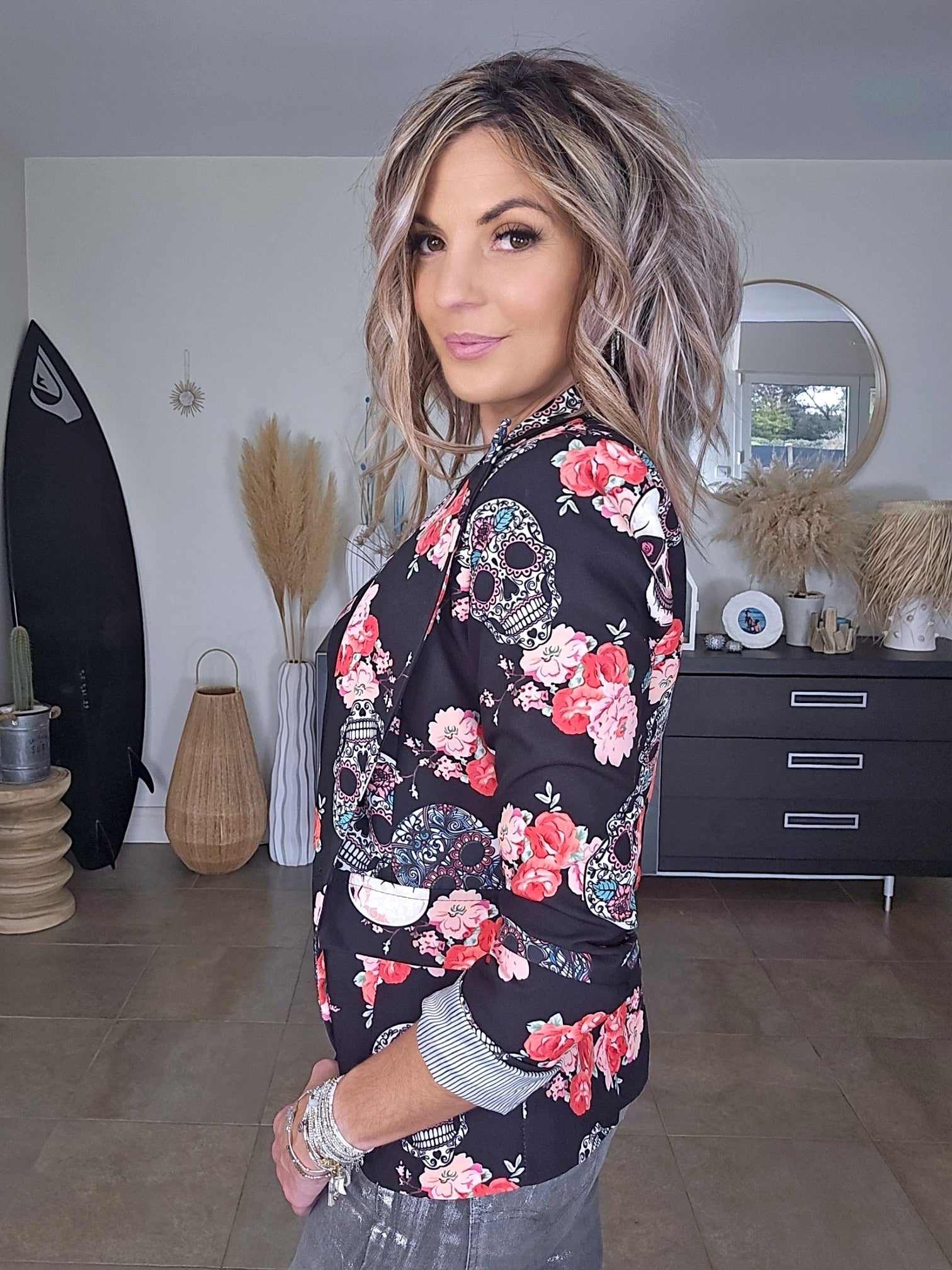 Veste cintrée à imprimé skull - 𝐌𝐚𝐫𝐢𝐧𝐚𝟒𝟒𝐟𝐚𝐦𝐢𝐥𝐲
