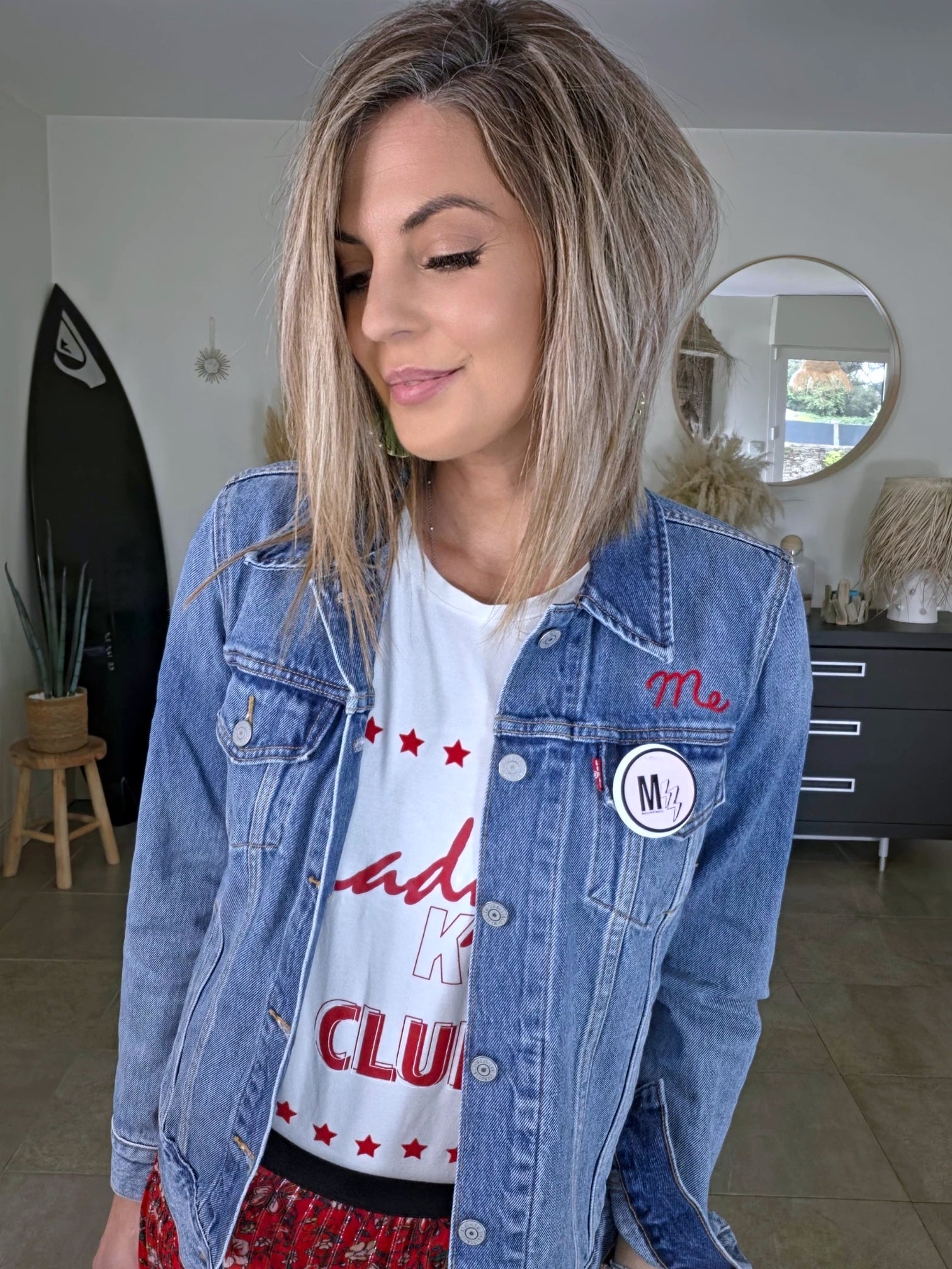 Veste en jean à inscriptions - 𝐌𝐚𝐫𝐢𝐧𝐚𝟒𝟒𝐟𝐚𝐦𝐢𝐥𝐲