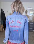 Veste en jean à inscriptions - 𝐌𝐚𝐫𝐢𝐧𝐚𝟒𝟒𝐟𝐚𝐦𝐢𝐥𝐲