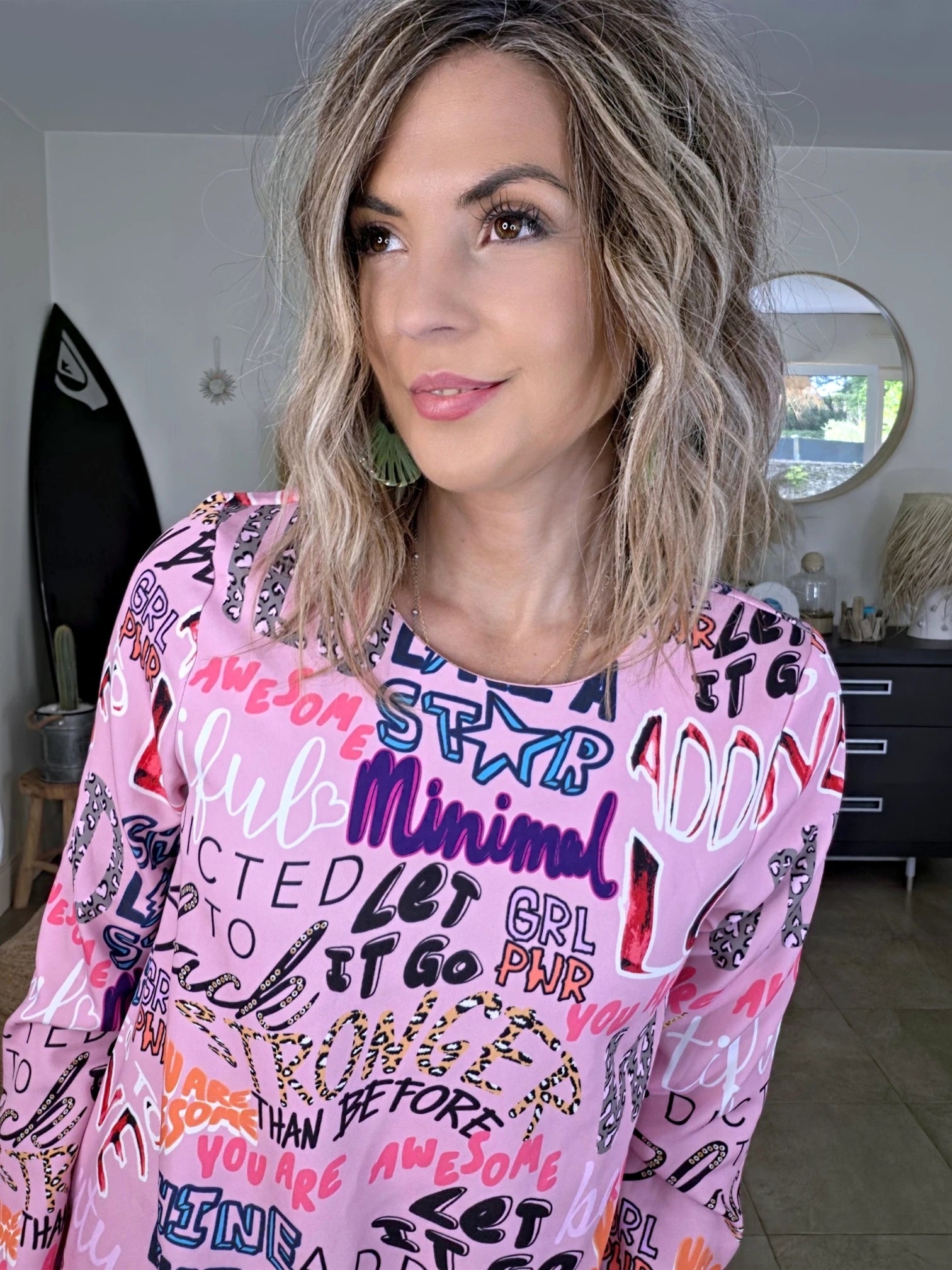 Robe rose à imprimé tags - 𝐌𝐚𝐫𝐢𝐧𝐚𝟒𝟒𝐟𝐚𝐦𝐢𝐥𝐲