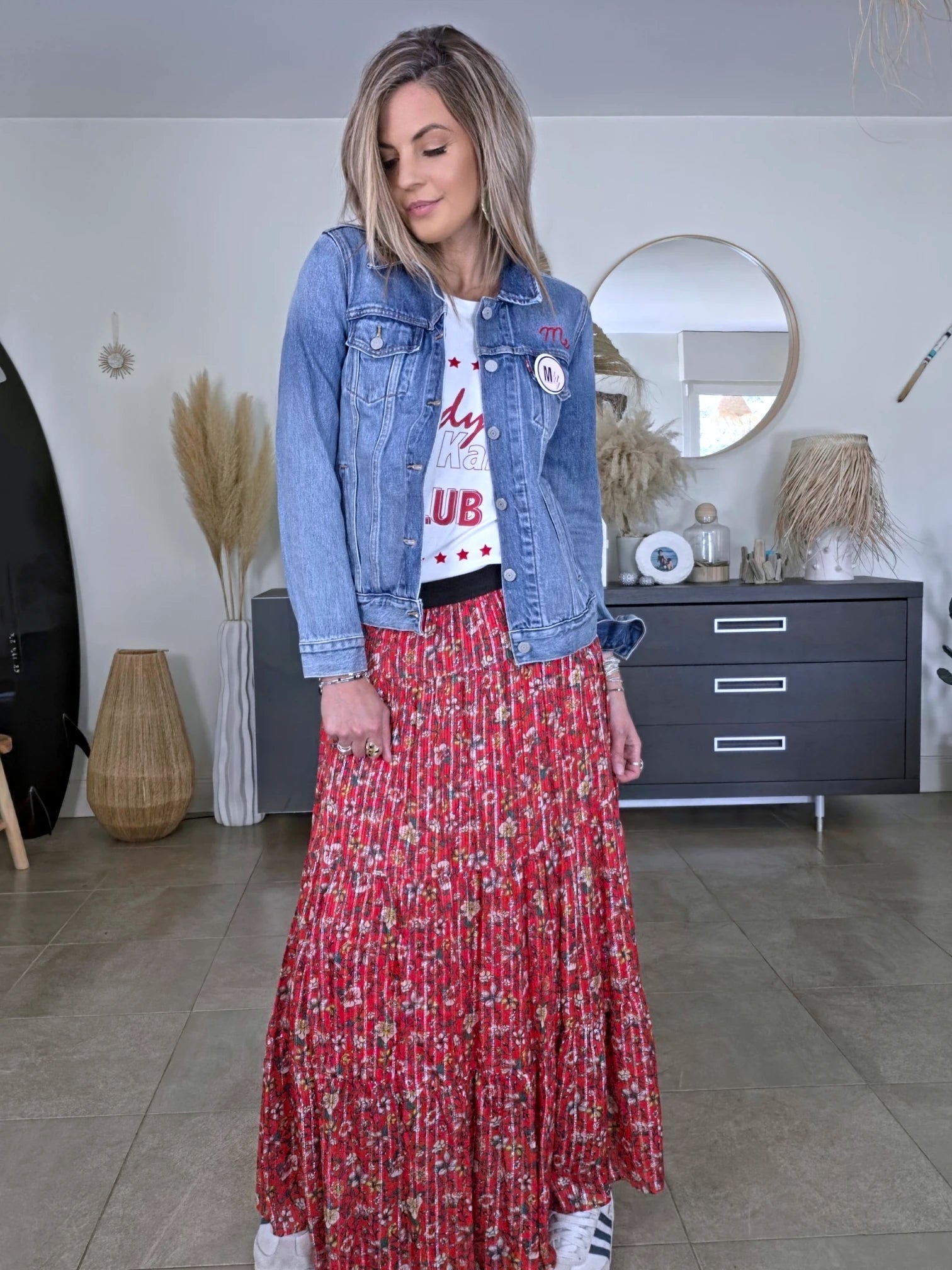 Veste en jean à inscriptions - 𝐌𝐚𝐫𝐢𝐧𝐚𝟒𝟒𝐟𝐚𝐦𝐢𝐥𝐲