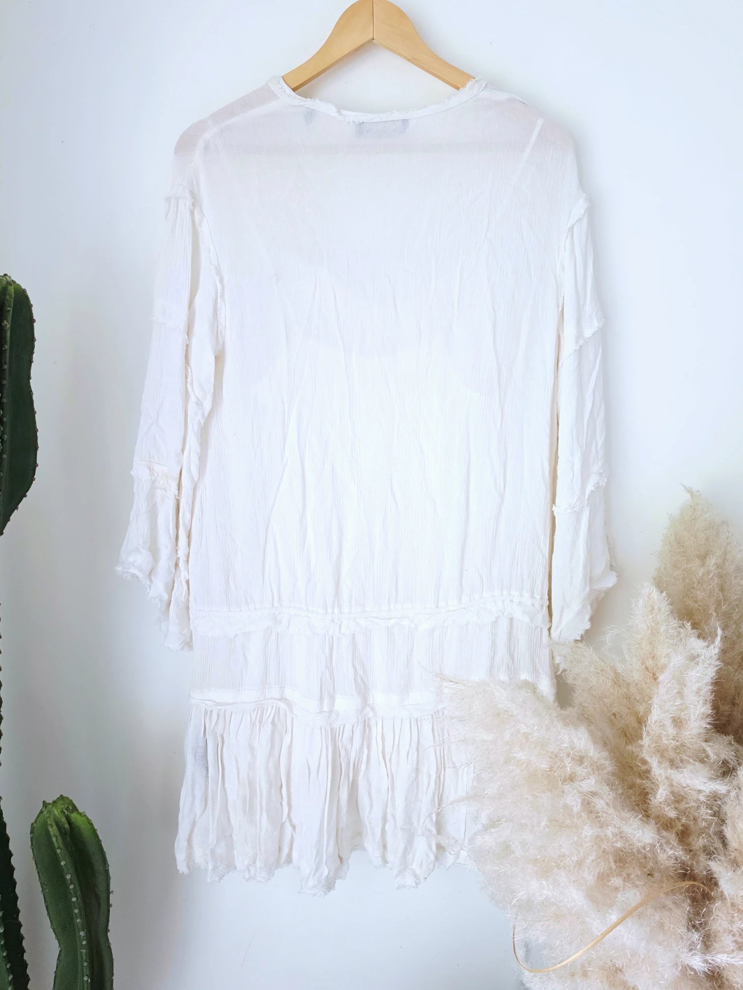 Robe volantée écrue