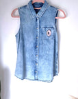 Chemise bleue délavée