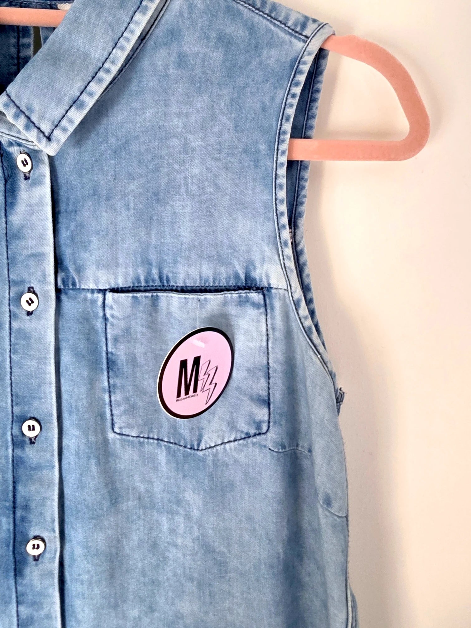 Chemise bleue délavée