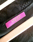 Robe noire ajourée