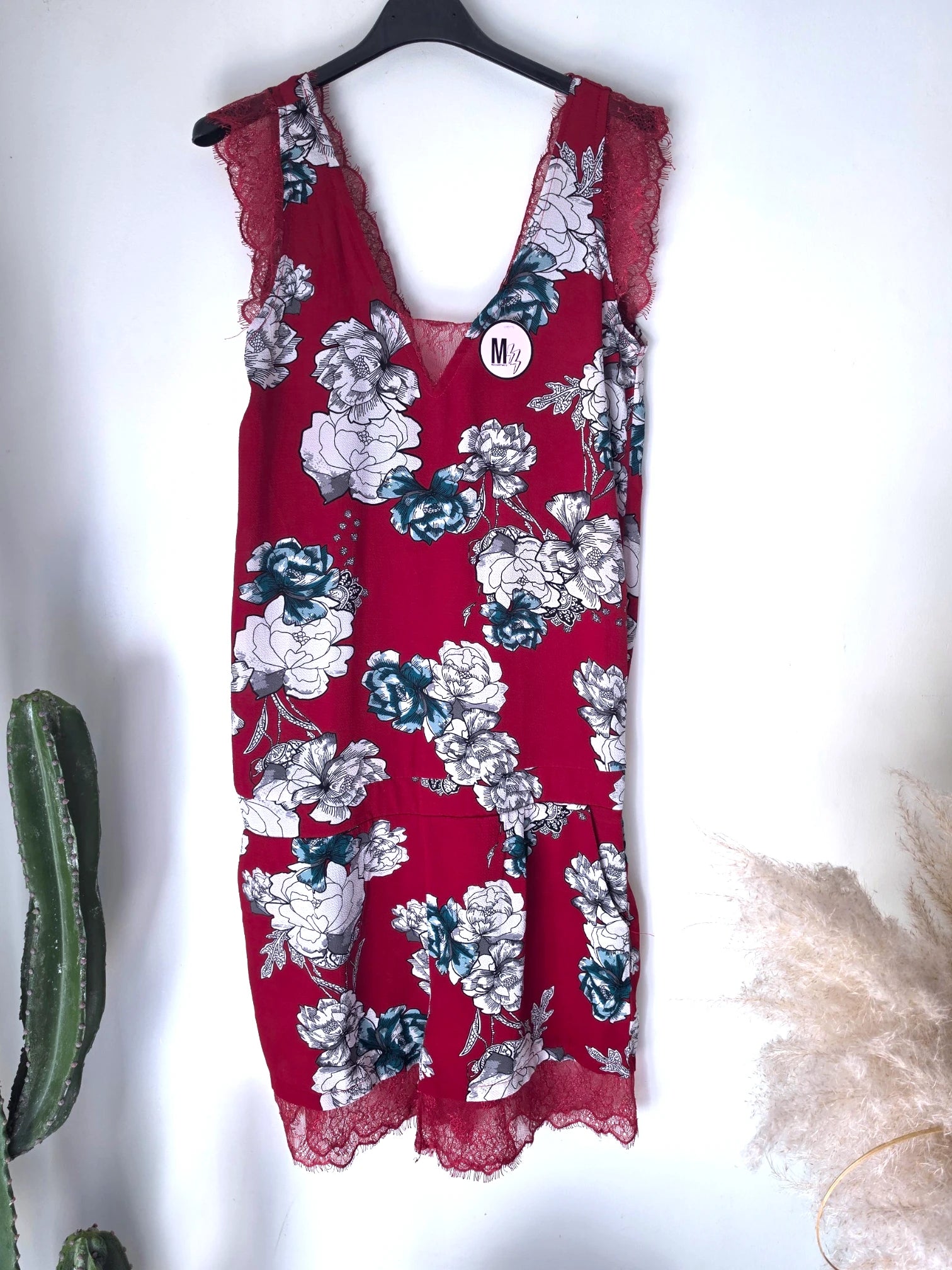 Combi-short rouge à imprimé floral