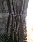 Robe noire ajourée