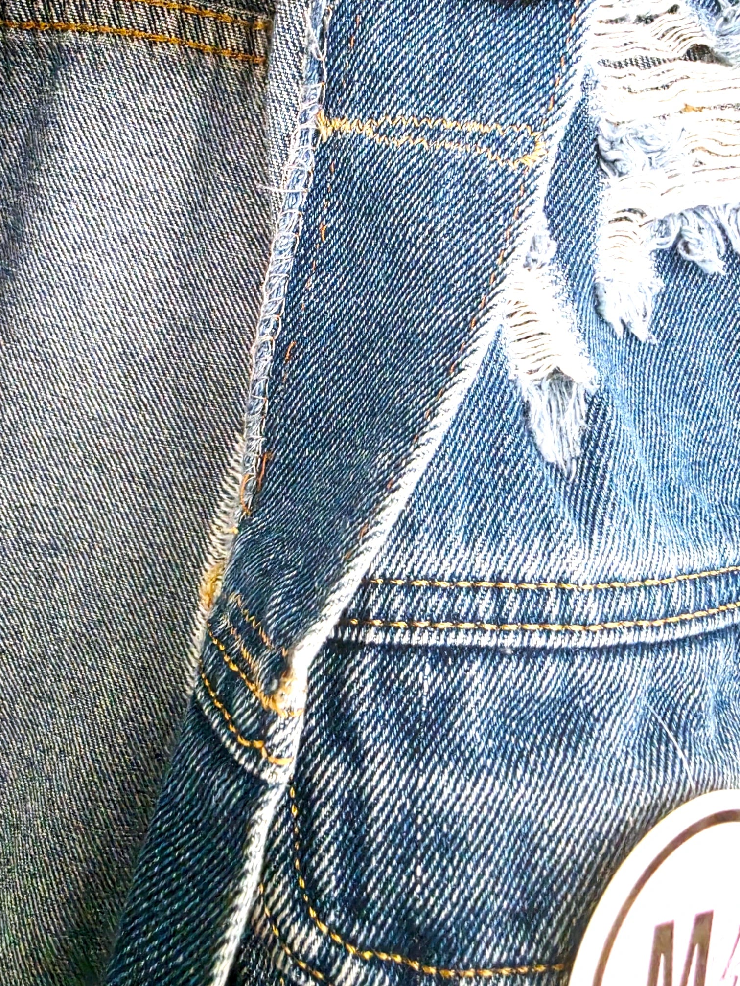 Veste en jean customisée