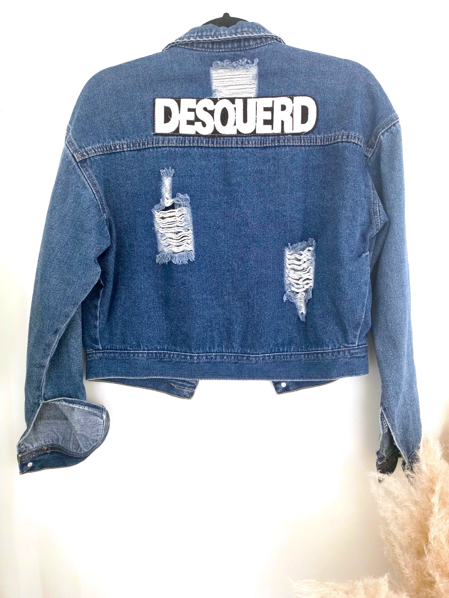 Veste en jean customisée