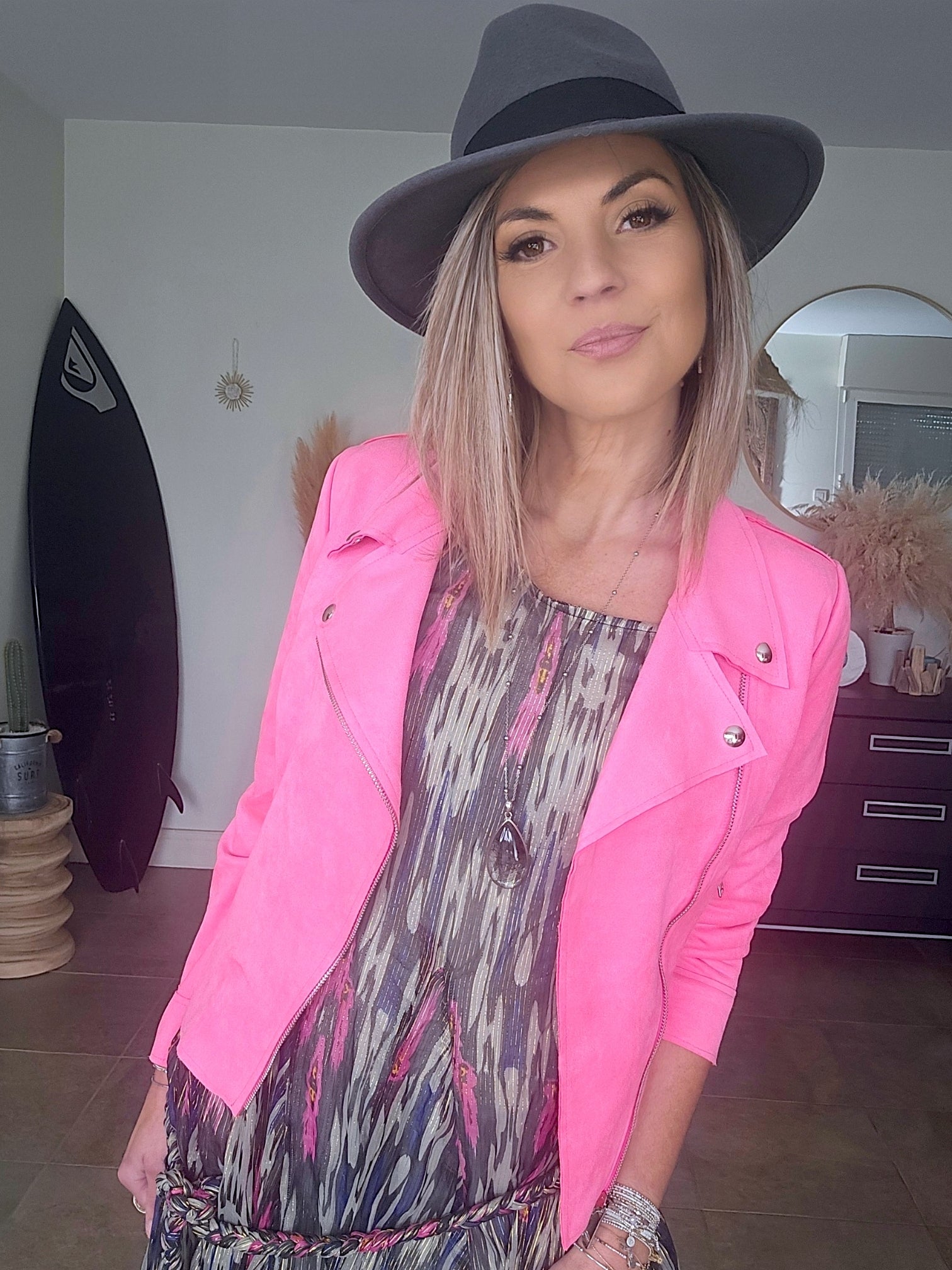 Perfecto suédine rose fluo - 𝐌𝐚𝐫𝐢𝐧𝐚𝟒𝟒𝐟𝐚𝐦𝐢𝐥𝐲