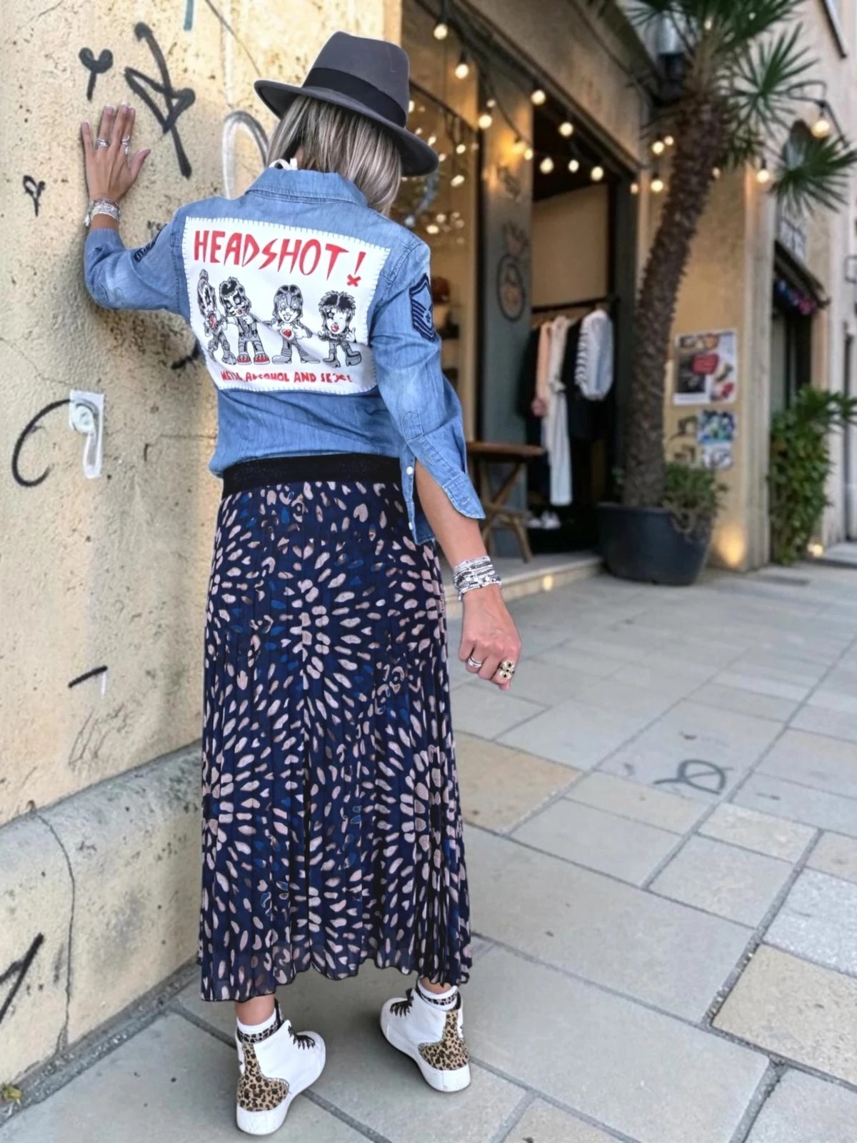 Chemise bleue rock'n'roll - 𝐌𝐚𝐫𝐢𝐧𝐚𝟒𝟒𝐟𝐚𝐦𝐢𝐥𝐲