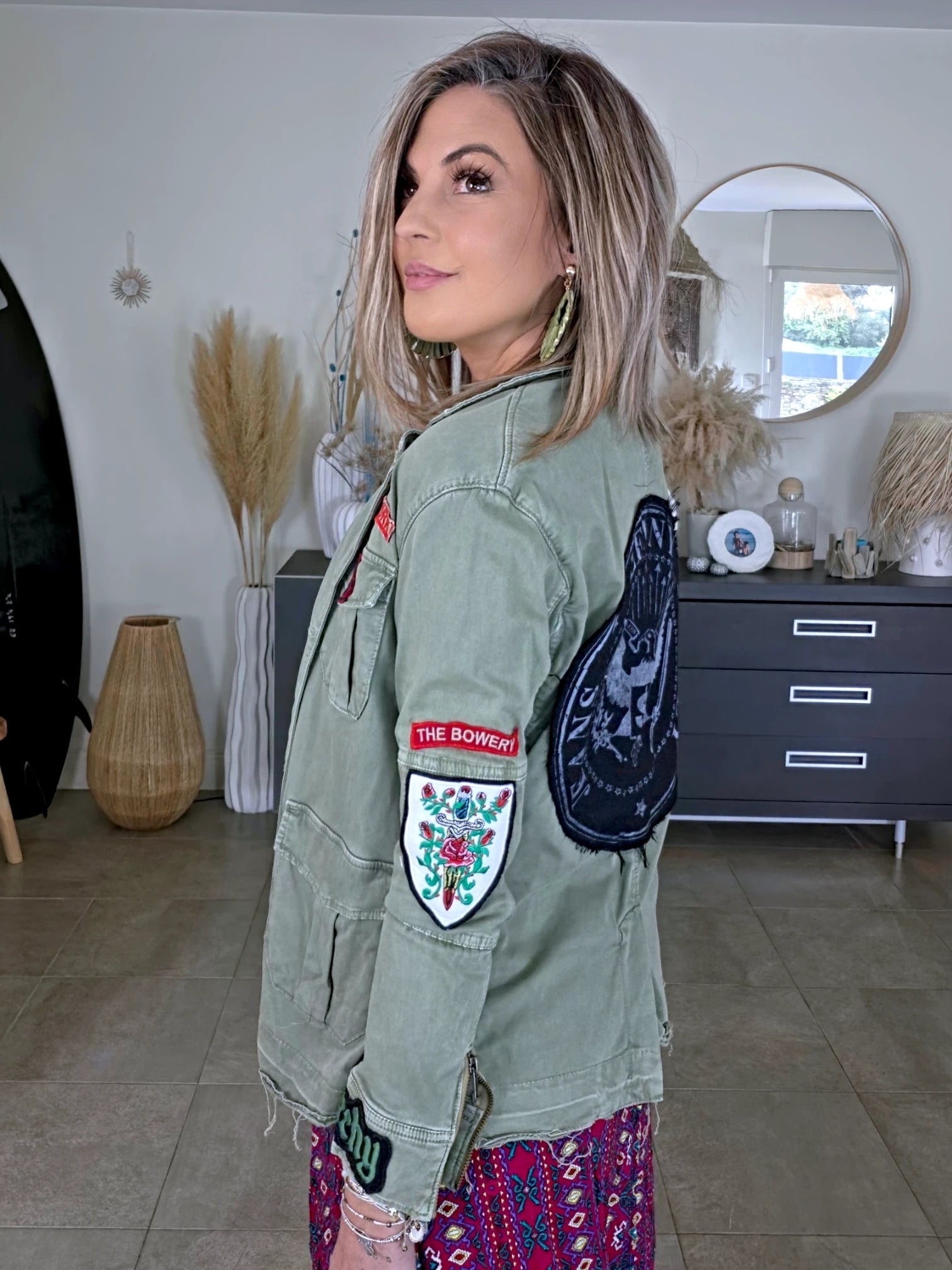 Veste saharienne kaki-beige customisée