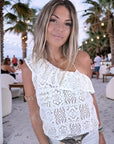 Haut beige asymétrique en crochet