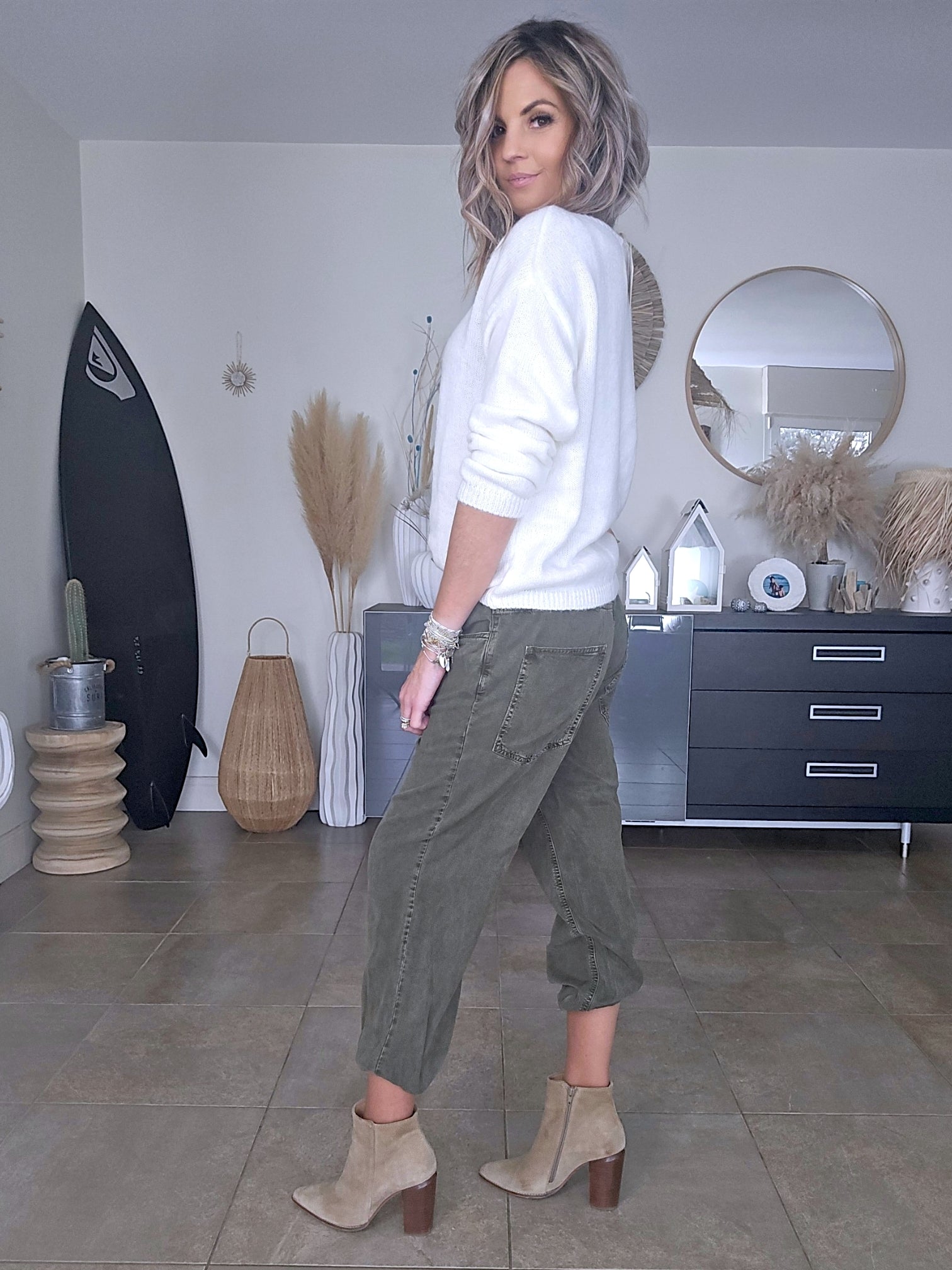 Pull blanc peace &amp; love vert fluo - 𝐌𝐚𝐫𝐢𝐧𝐚𝟒𝟒𝐟𝐚𝐦𝐢𝐥𝐲