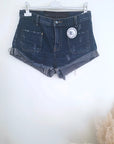 Short en jean bleu foncé