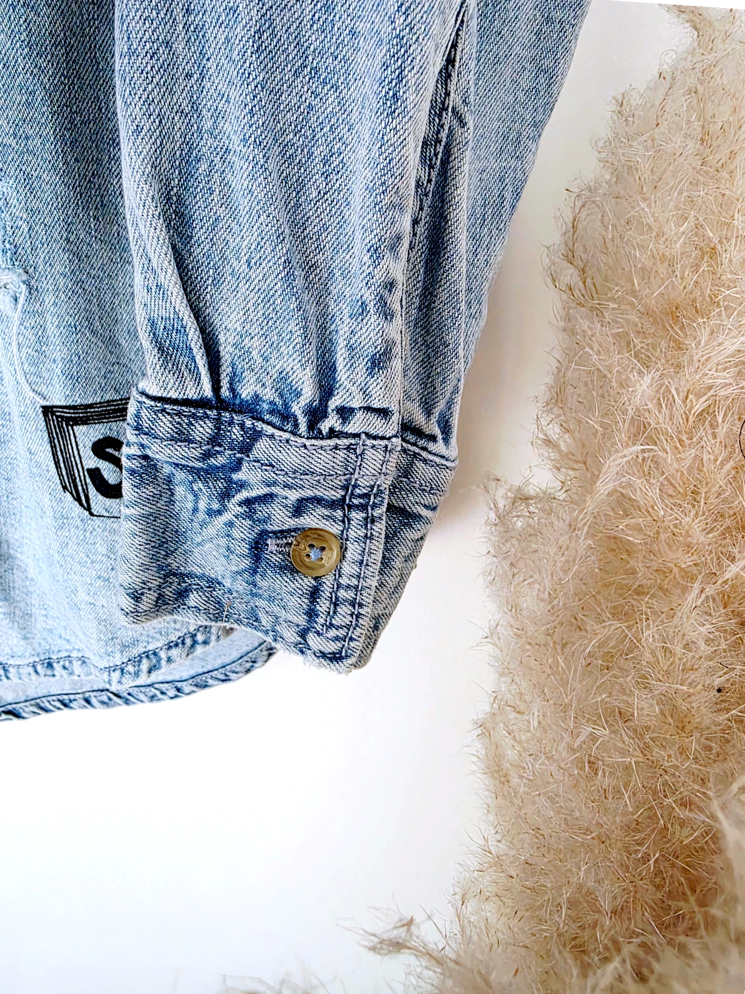 Chemise destroy en jean