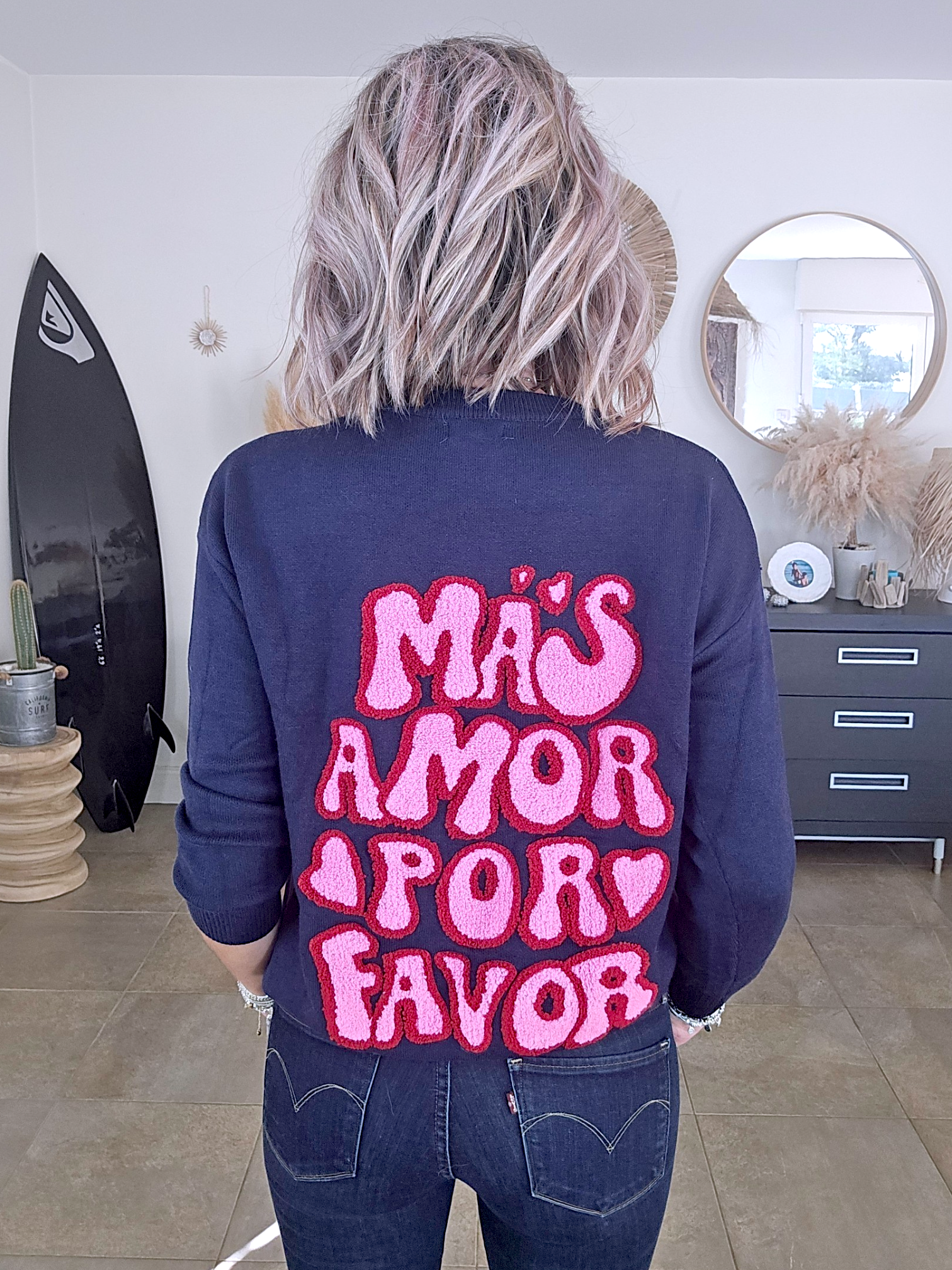 Pull bleu marine à inscriptions - 𝐌𝐚𝐫𝐢𝐧𝐚𝟒𝟒𝐟𝐚𝐦𝐢𝐥𝐲