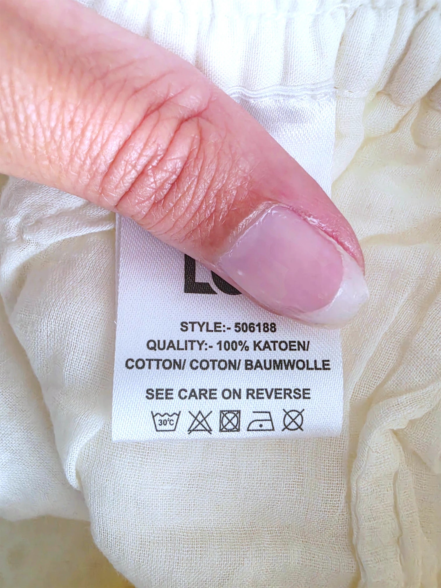 Pantalon blanc broderie anglaise