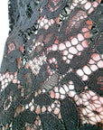 Haut en dentelle noire