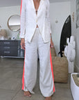 Ensemble veste + Pantalon en lin écru à bandes latérales fluo