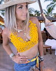 Brassière jaune en crochet