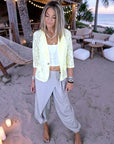 Pantalon beige-gris esprit "jupe-culotte"