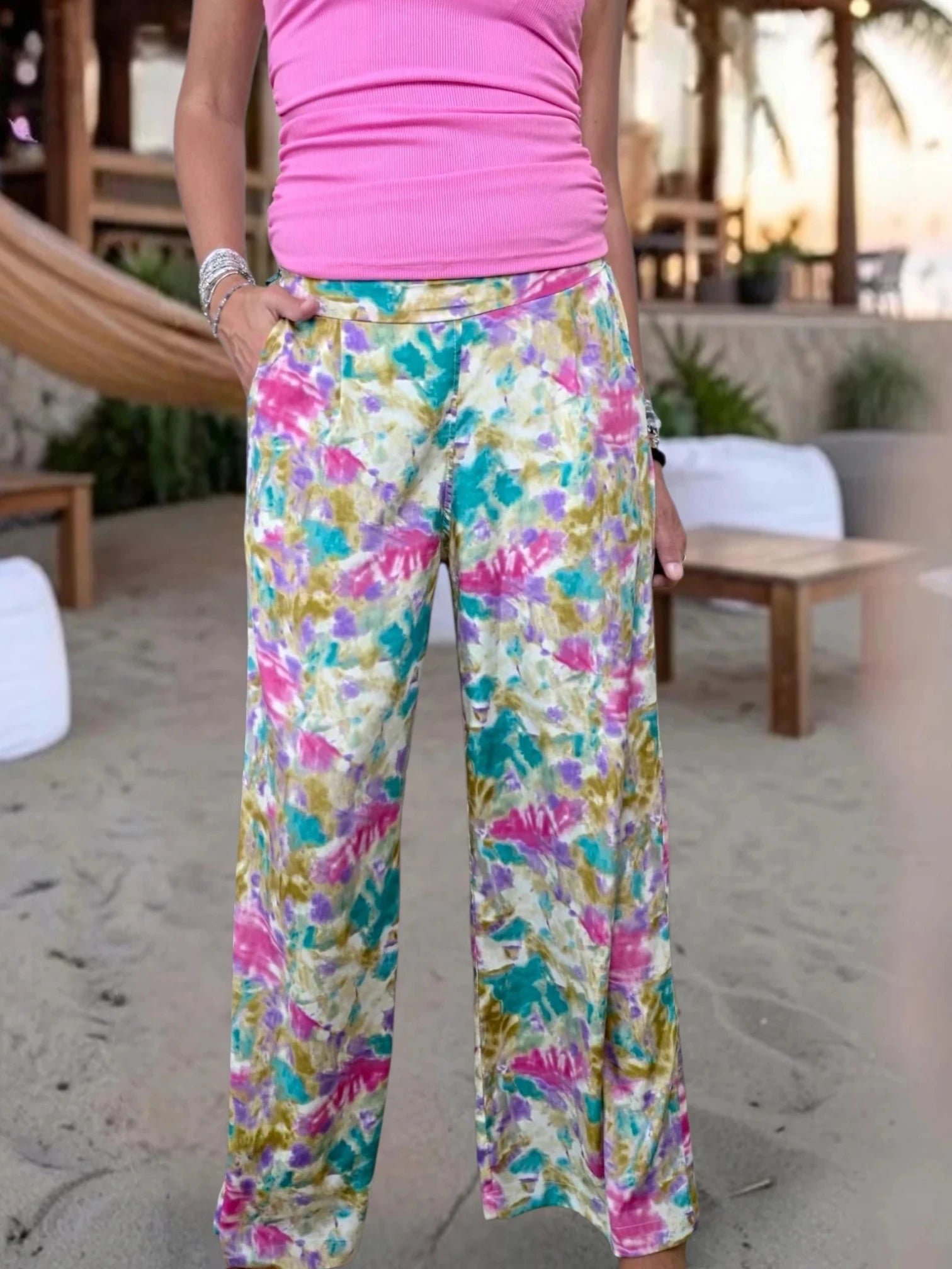 Pantalon à imprimé camouflage