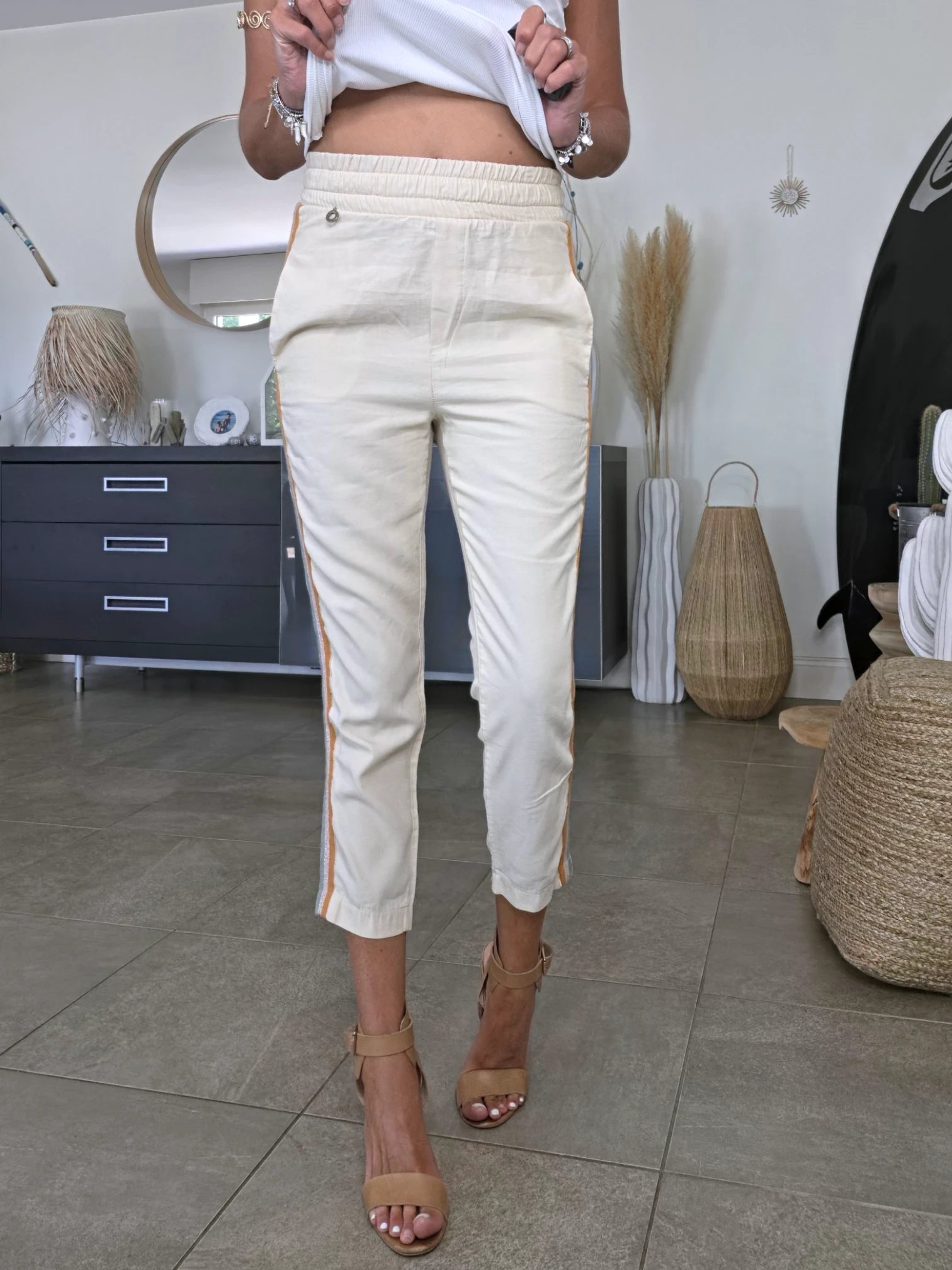Ensemble veston + pantalon écru  à bandes latérales