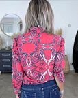 Chemise rouge délavé à imprimé bandana