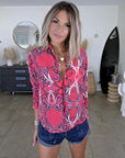 Chemise rouge délavé à imprimé bandana