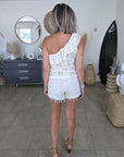 Haut beige asymétrique en crochet