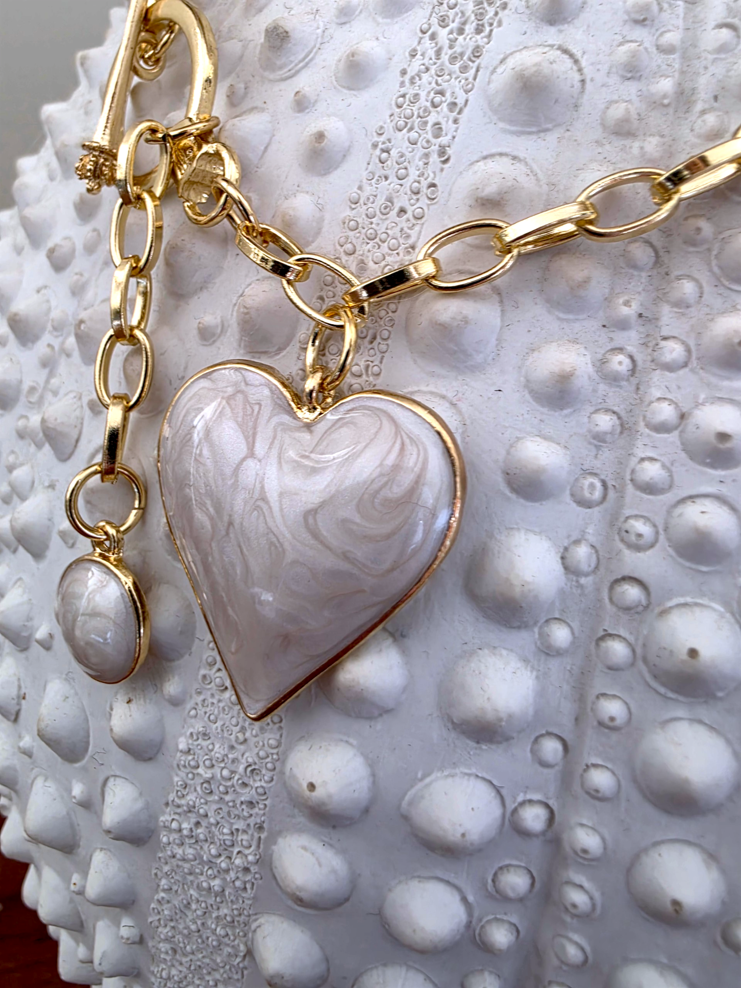 Collier coeur - 𝐌𝐚𝐫𝐢𝐧𝐚𝟒𝟒𝐟𝐚𝐦𝐢𝐥𝐲