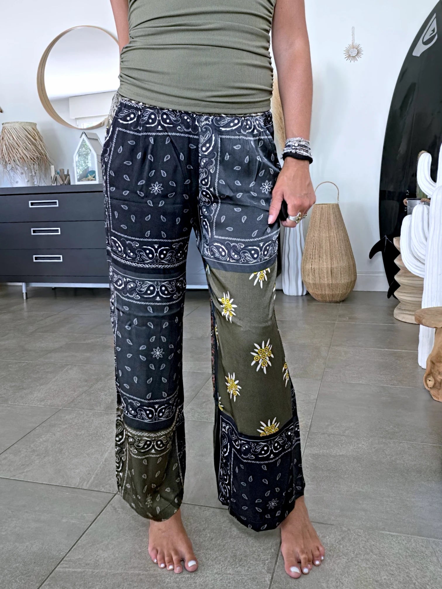 Pantalon fluide à imprimé bandana