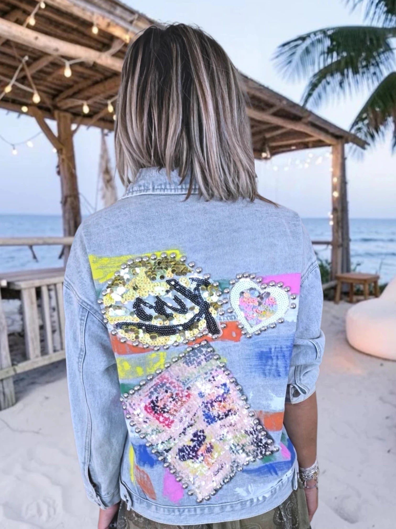 Veste en jean customisée