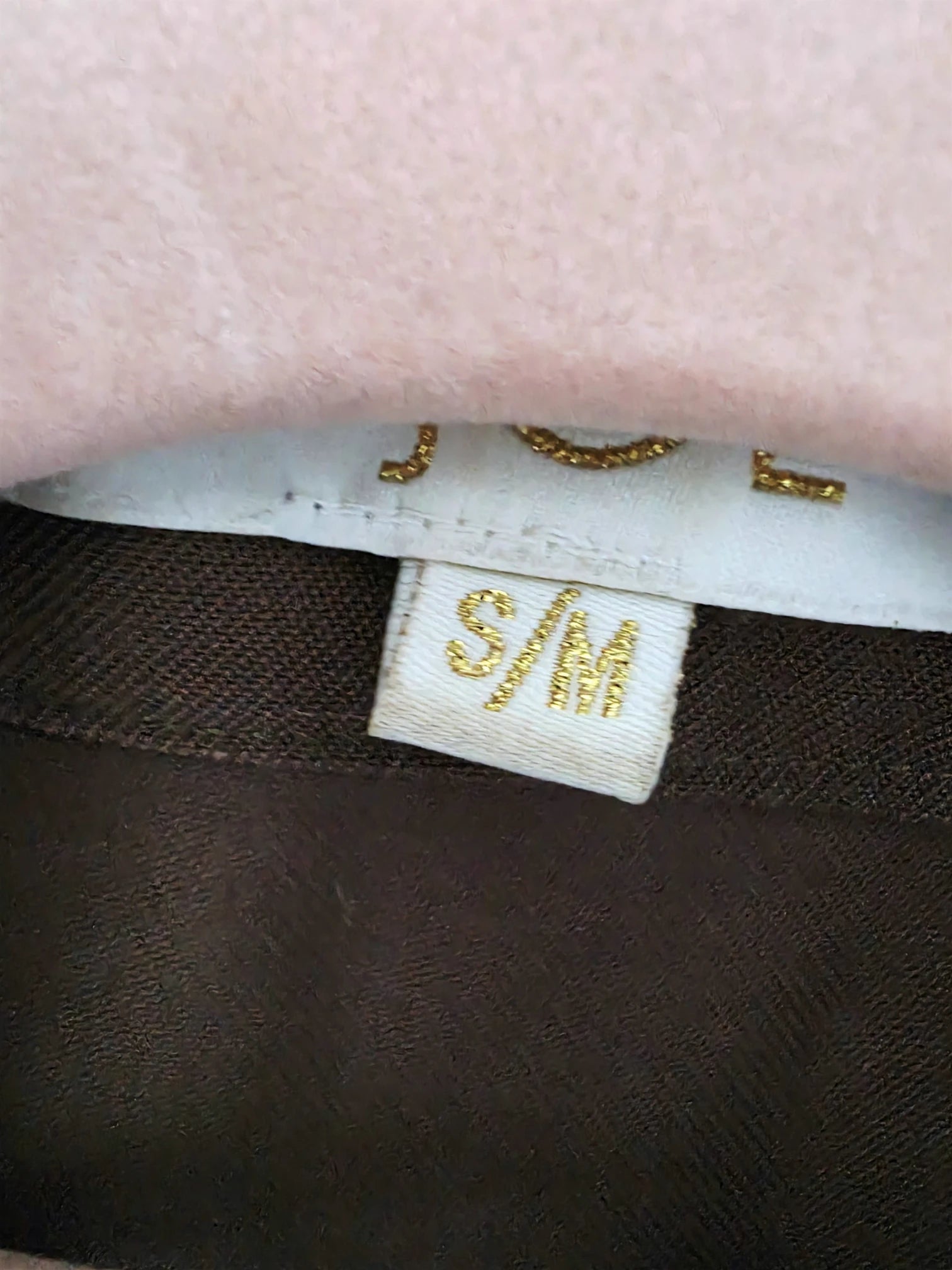 Blouson kaki à esprit militaire