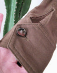 Blouson kaki à esprit militaire