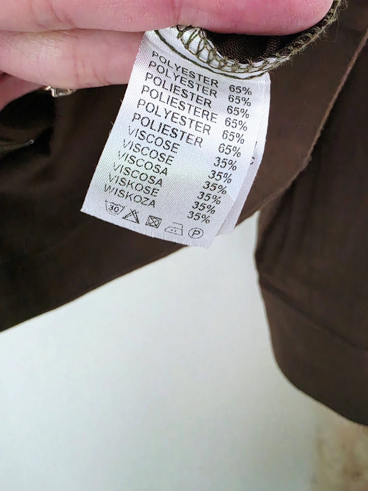 Blouson kaki à esprit militaire