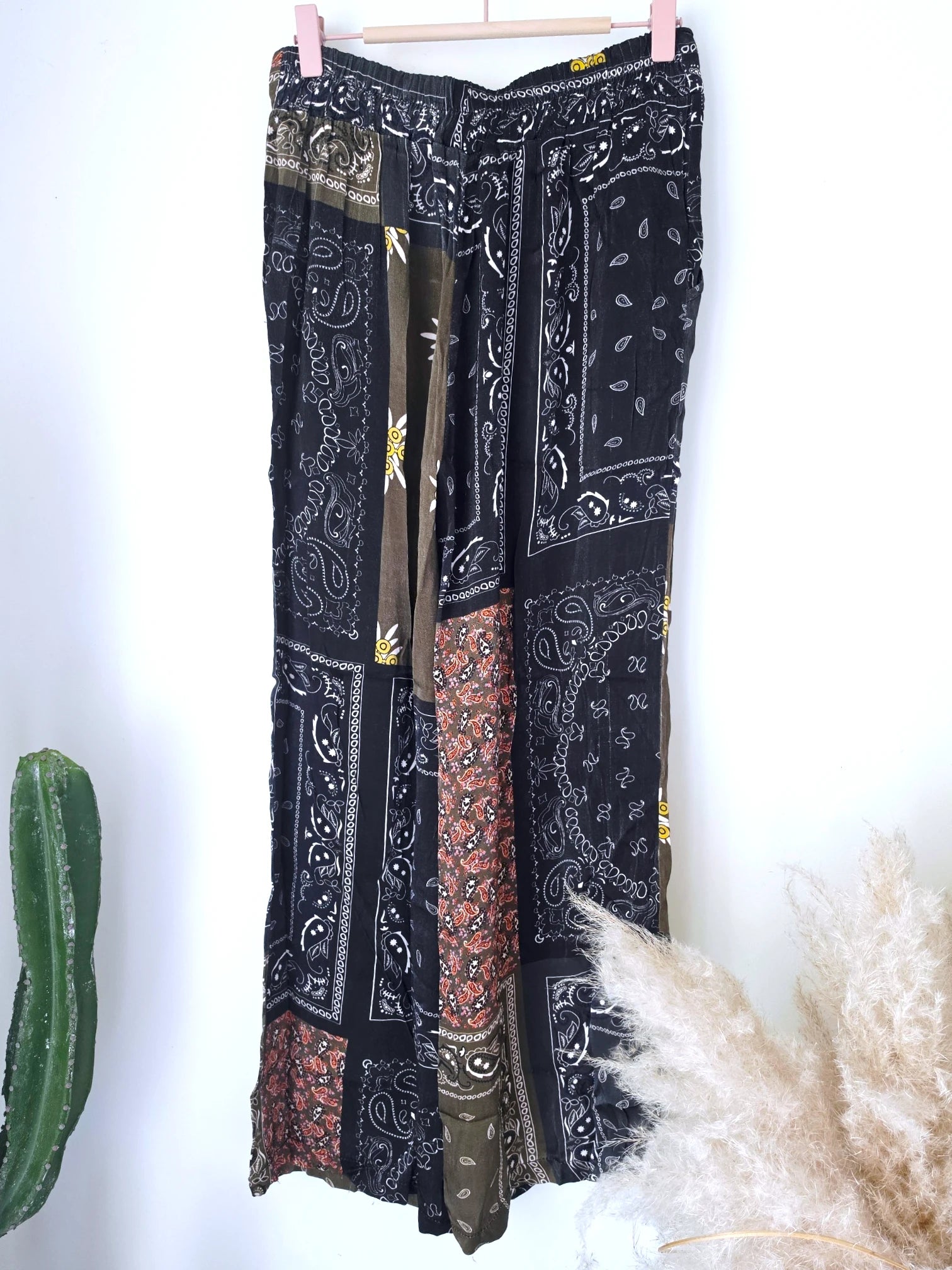 Pantalon fluide à imprimé bandana