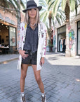 Short gris délavé muni de clous - 𝐌𝐚𝐫𝐢𝐧𝐚𝟒𝟒𝐟𝐚𝐦𝐢𝐥𝐲