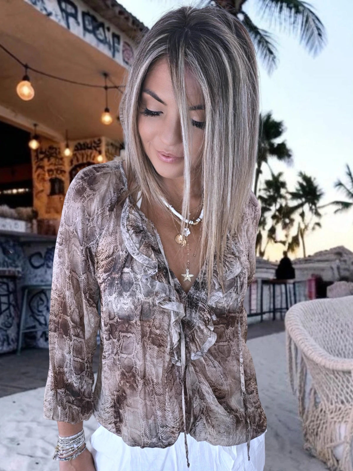 Blouse à imprimé python marron - 𝐌𝐚𝐫𝐢𝐧𝐚𝟒𝟒𝐟𝐚𝐦𝐢𝐥𝐲